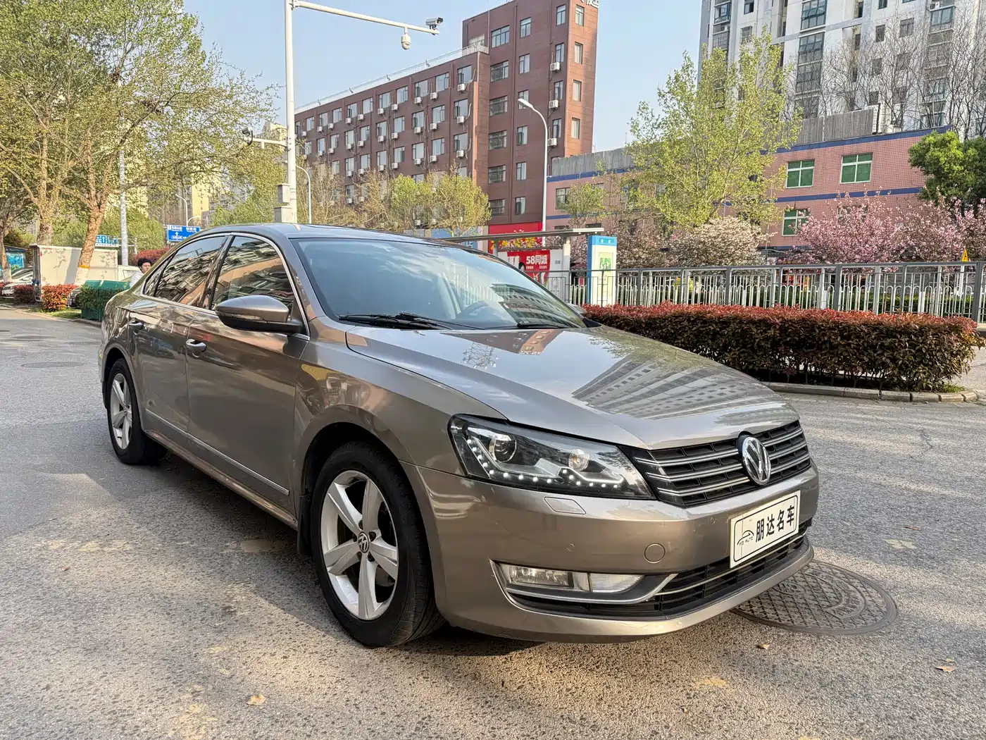 Volkswagen Passat 2014 1.8TSI DSG Executive Edition фото 3