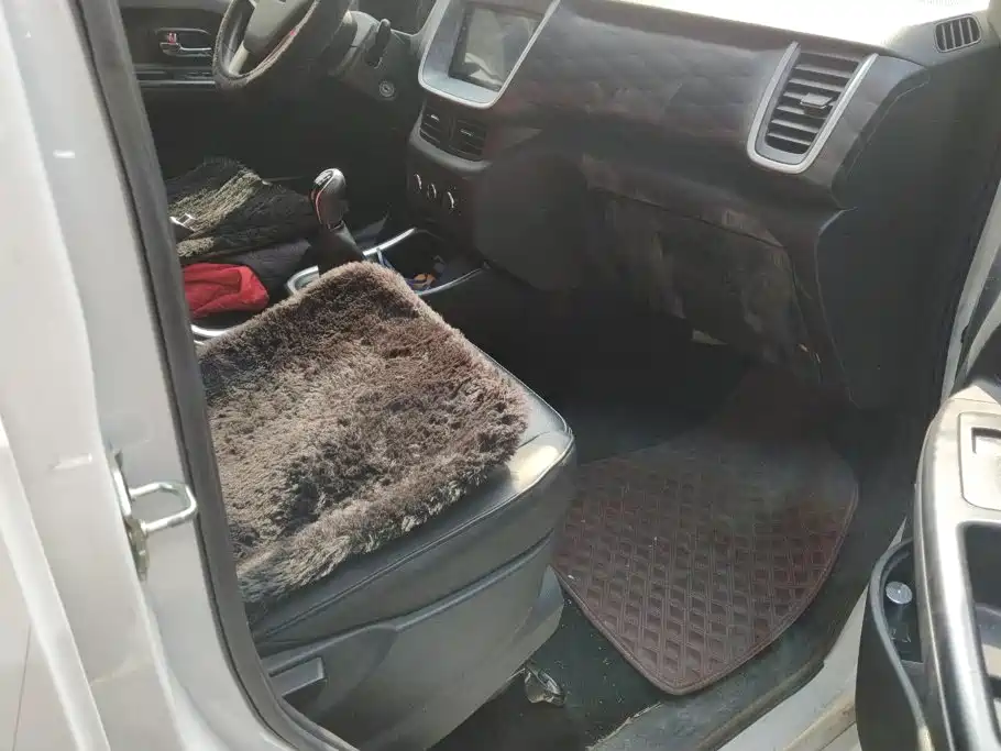Jinbei Golden Sea Lion Classic 2023 2023 1.5L Passenger Travel Lion 5/6/7-seater Central AC Edition