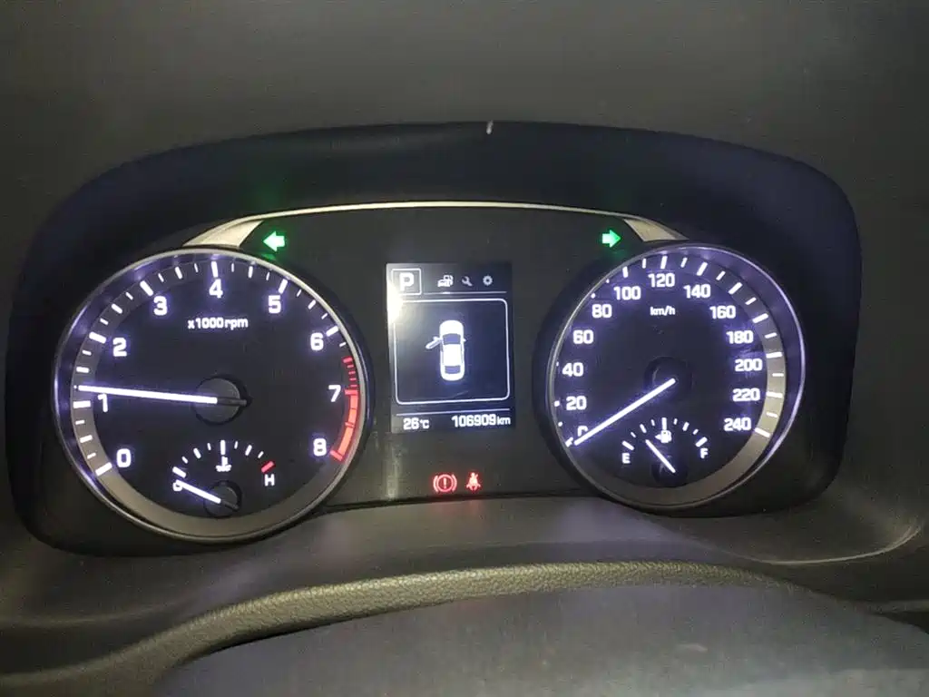 Hyundai Elantra 2016 Model 1.6L Automatic Smart Elite фото 12