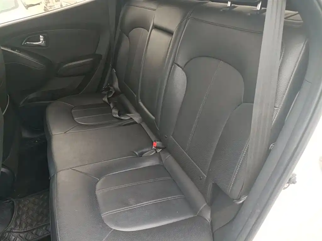 Hyundai Beijing Hyundai ix35 2015 2.0L Automatic 2WD Smart China V фото 17