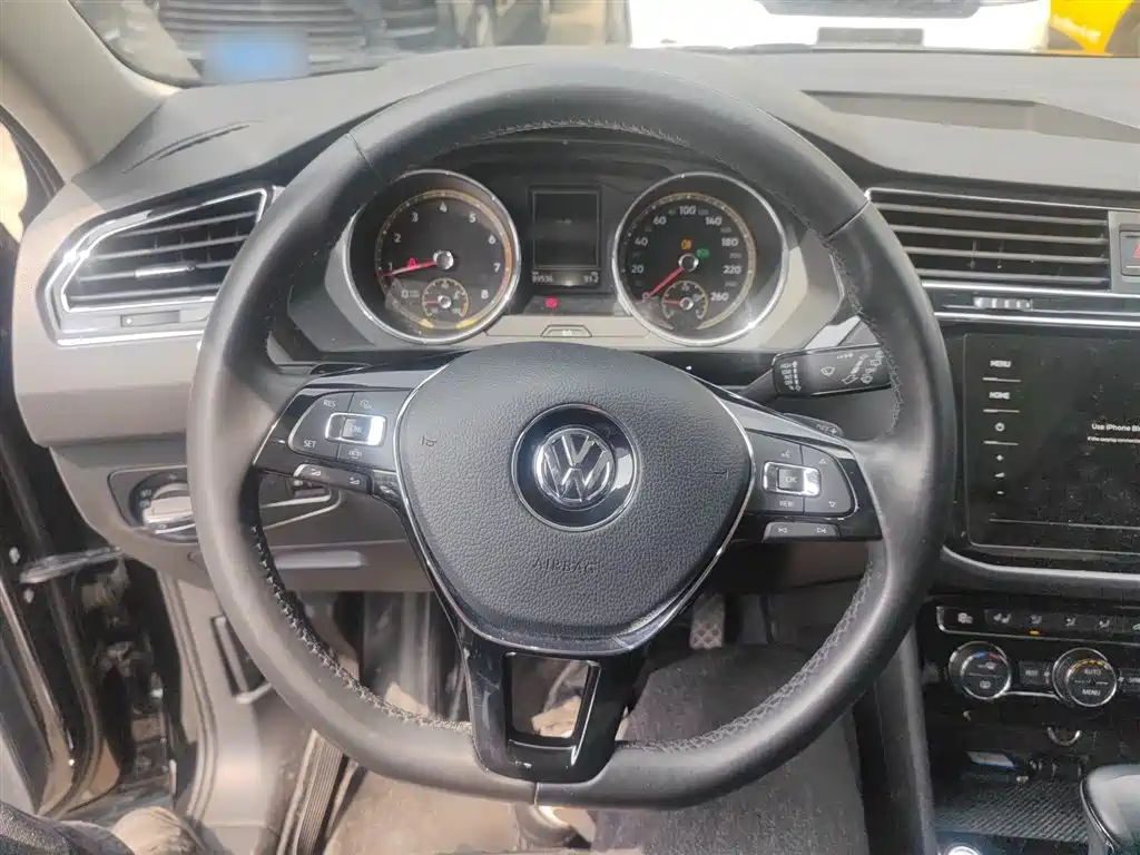 Volkswagen Tiguan L 2020 330TSI Auto 2WD Smart Luxury China VI фото 7