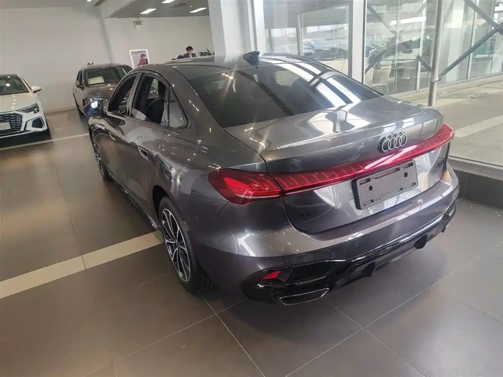 Audi A5L 2026 2.0T Sport Edition фото 23