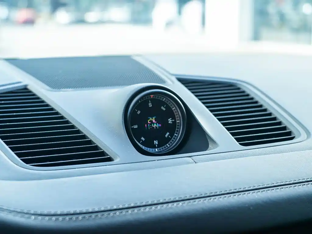 صورة 2 - Porsche Cayenne