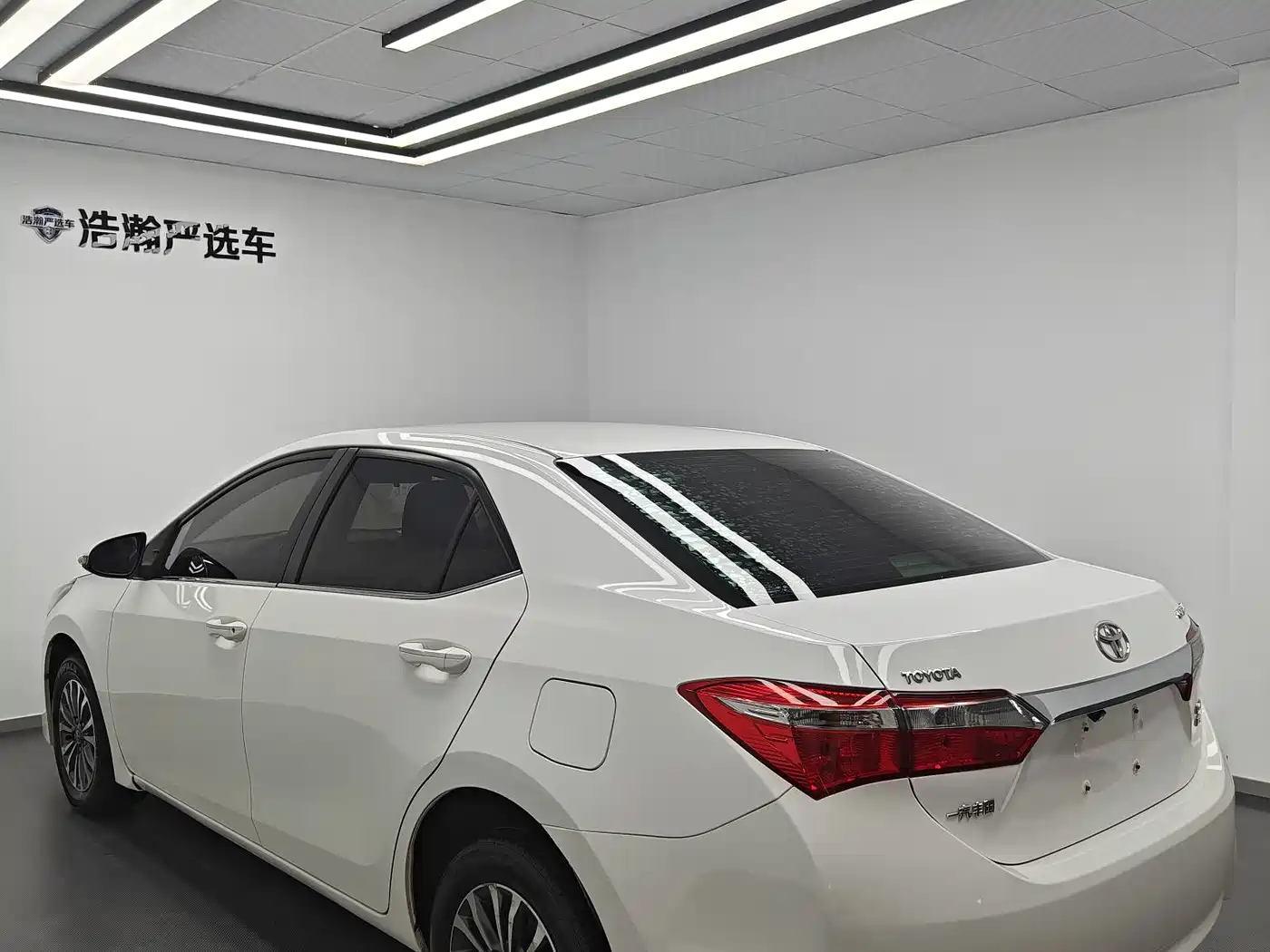 Toyota Corolla 2017 Facelift 1.2T S-CVT GL фото 4