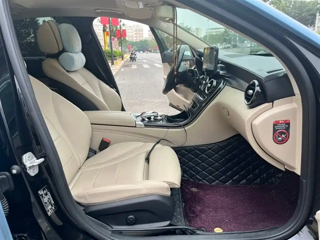 Mercedes-Benz C-Class 2015 C 200 L Sport фото 6