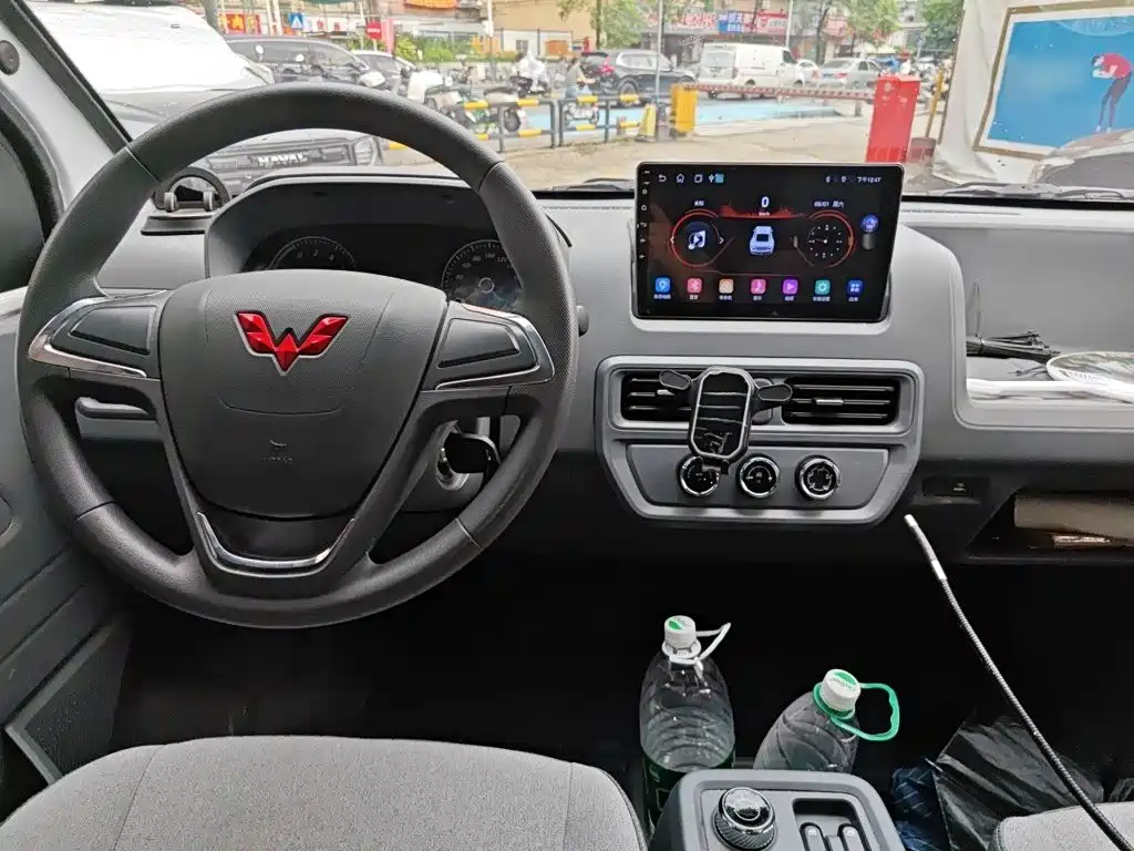 Wuling Motors Wuling Yangguang 2025 2025 400km Bus Comfort Edition