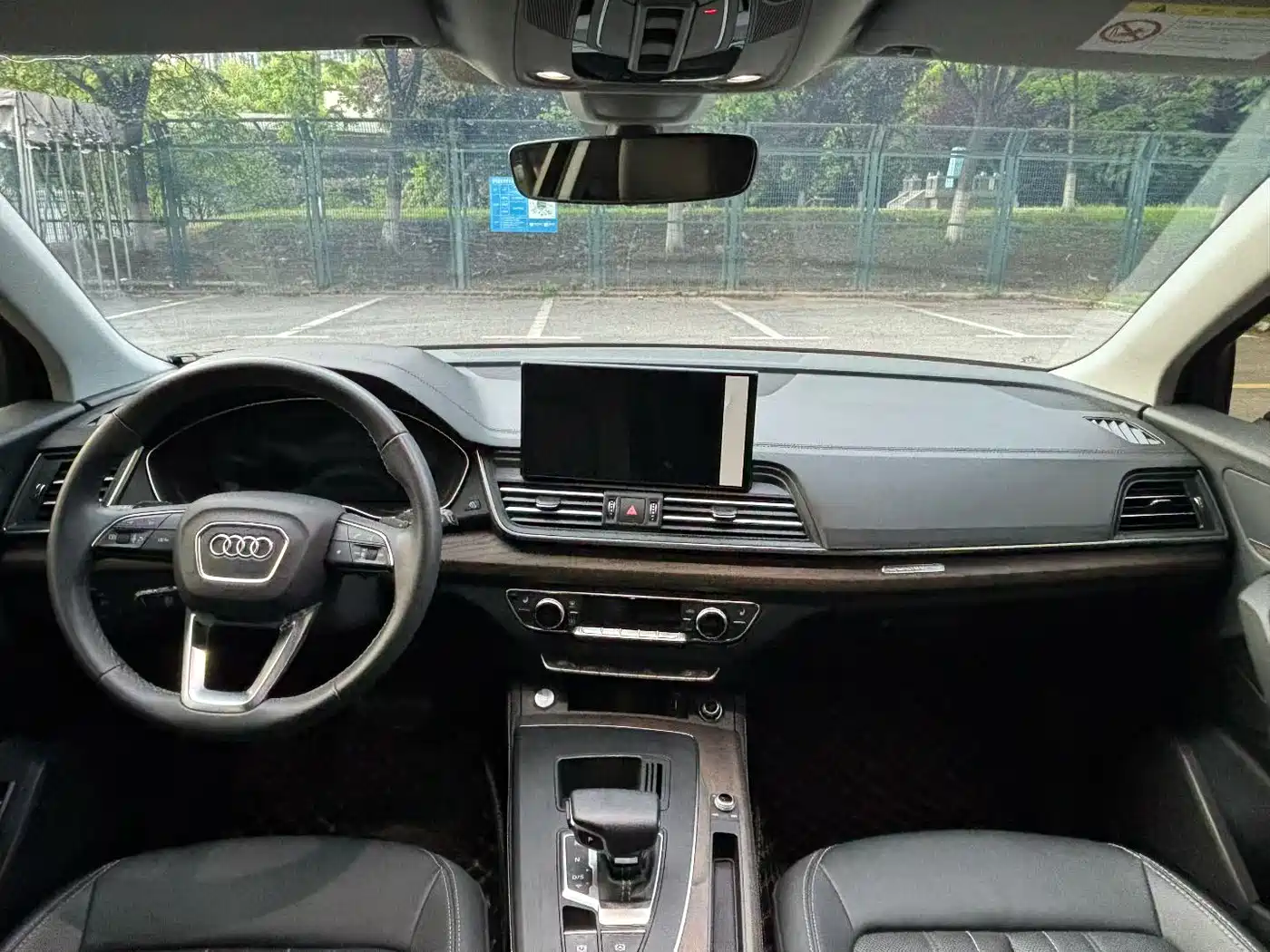 Audi Q5L 2024 Model 40 TFSI Luxury Elegance фото 6