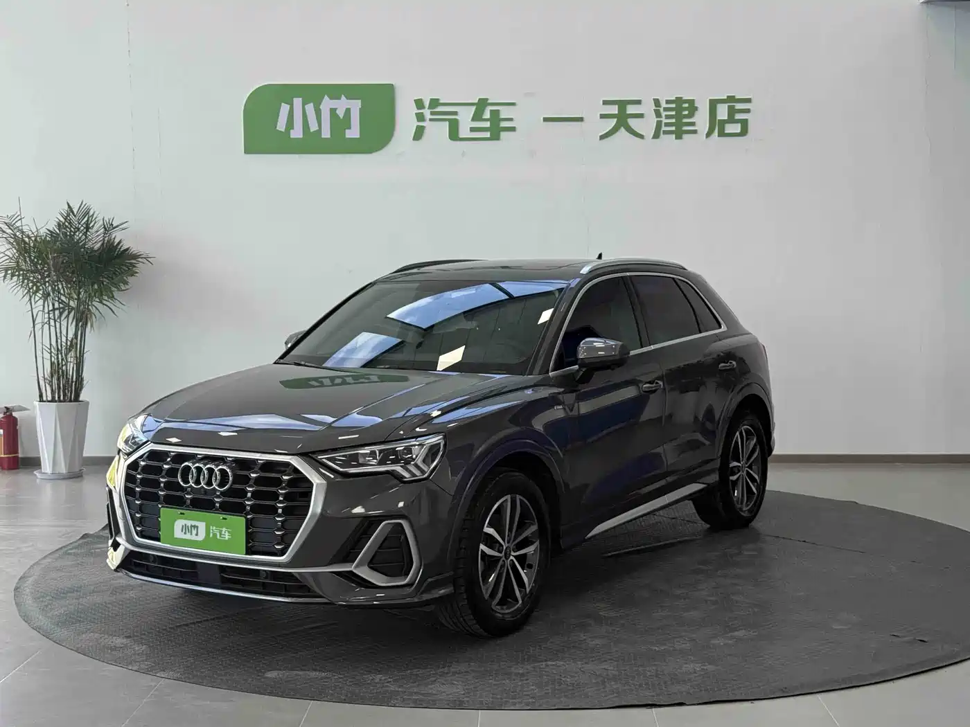 Фото 1 - Audi Q3