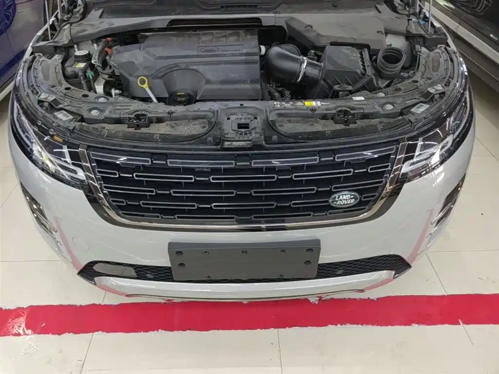 Land Rover Range Rover Evoque 2024 Range Rover Evoque L 249PS Light Master Edition фото 19