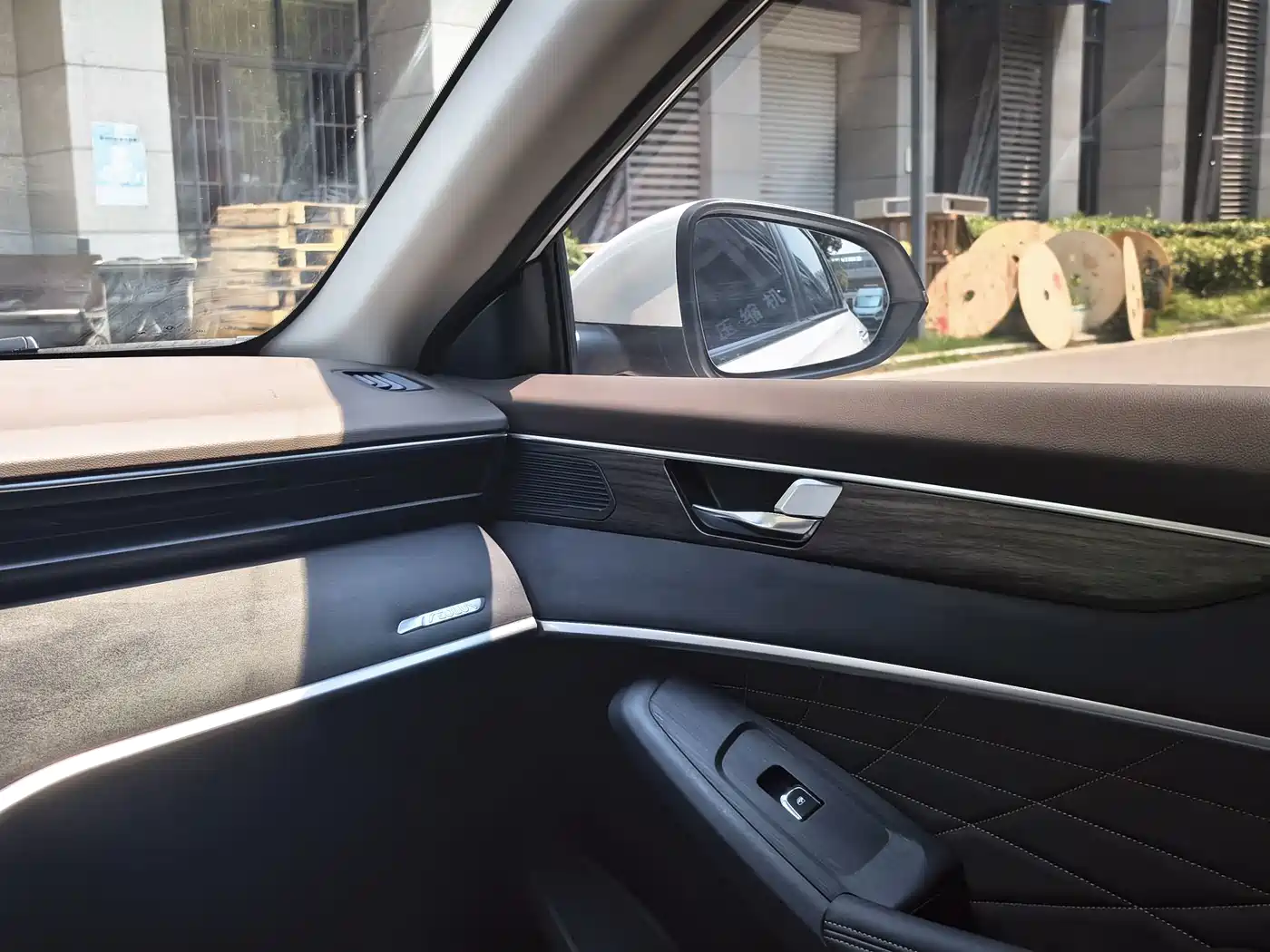Dongfeng Aeolus Yixuan MAX 2021 2021 1.5T Trendy Dad Edition