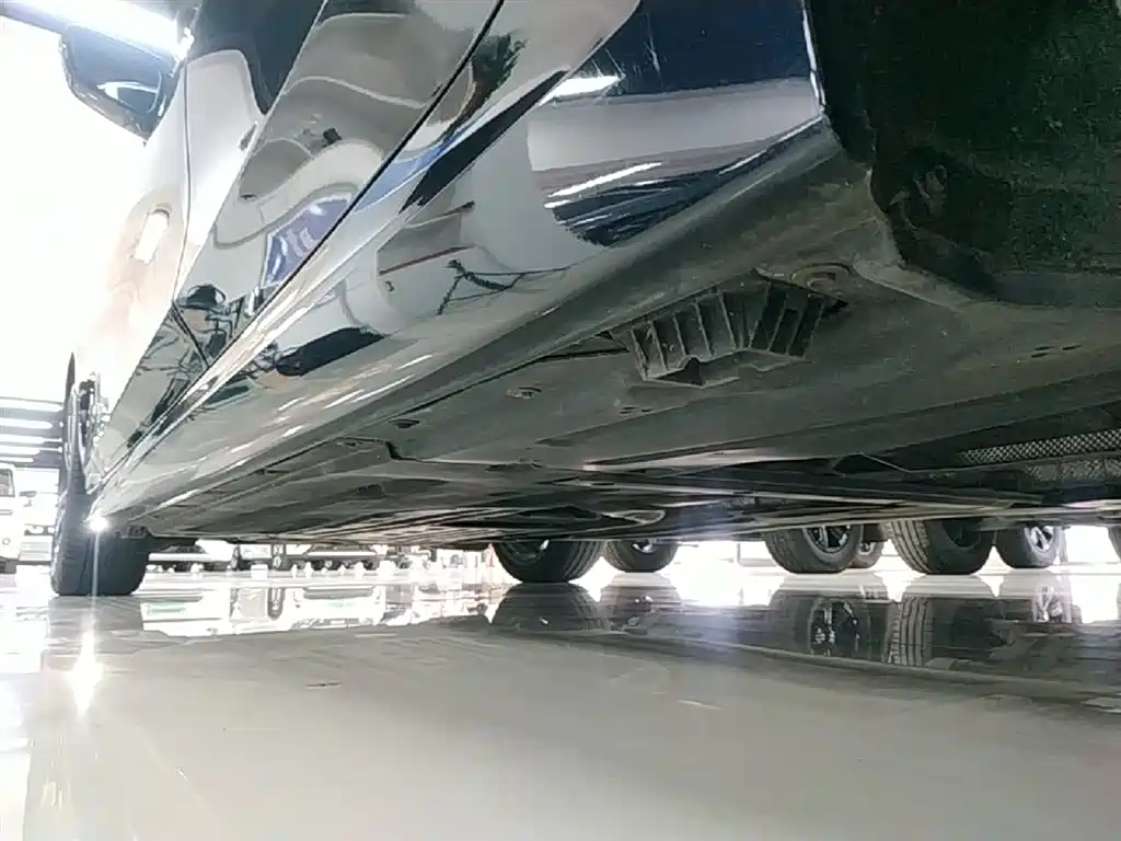 BMW 3 Series 2024 325Li M Sport Package фото 22