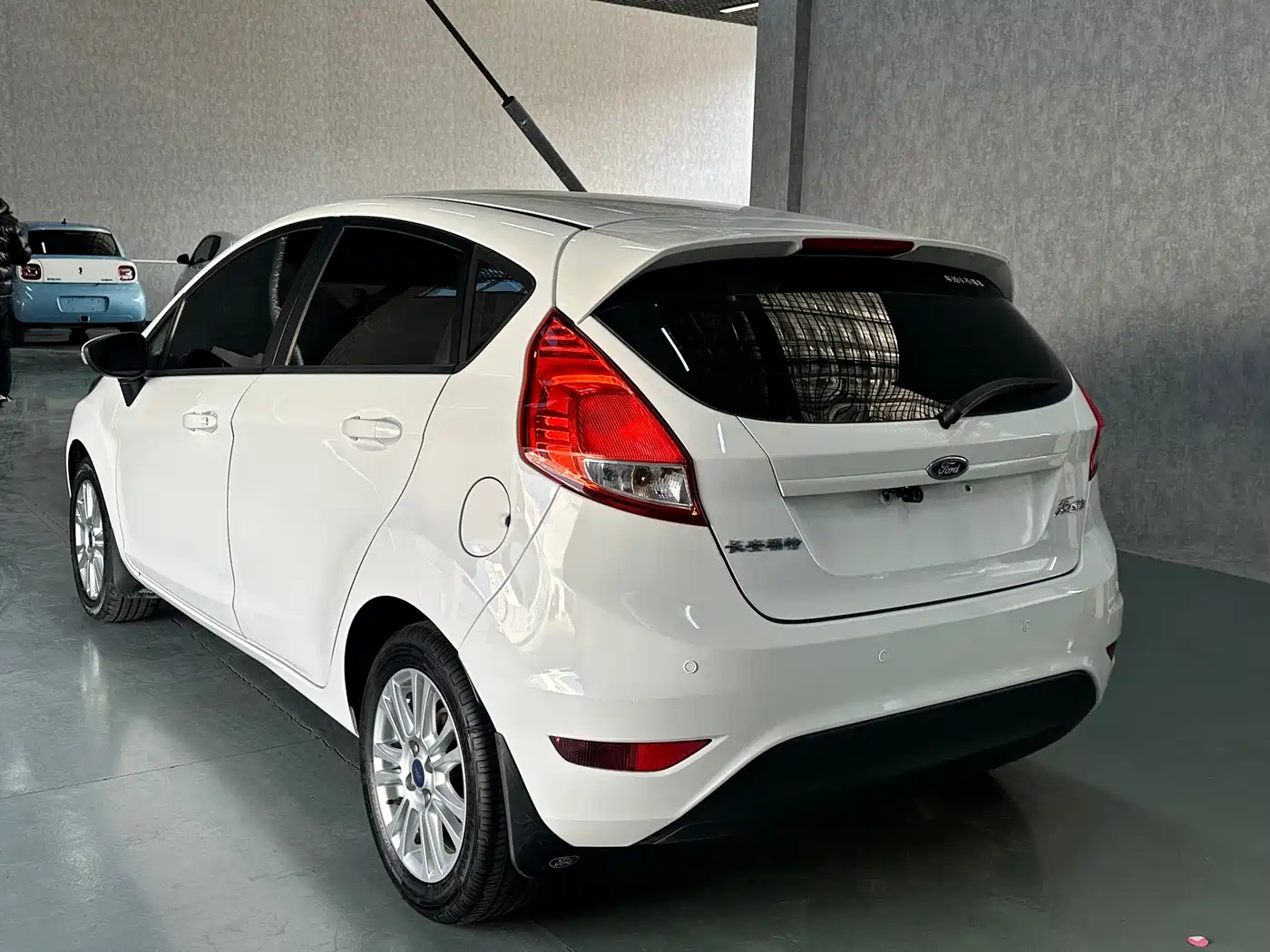 Ford Fiesta 2014 2013 Hatchback 1.5L Automatic Fashion