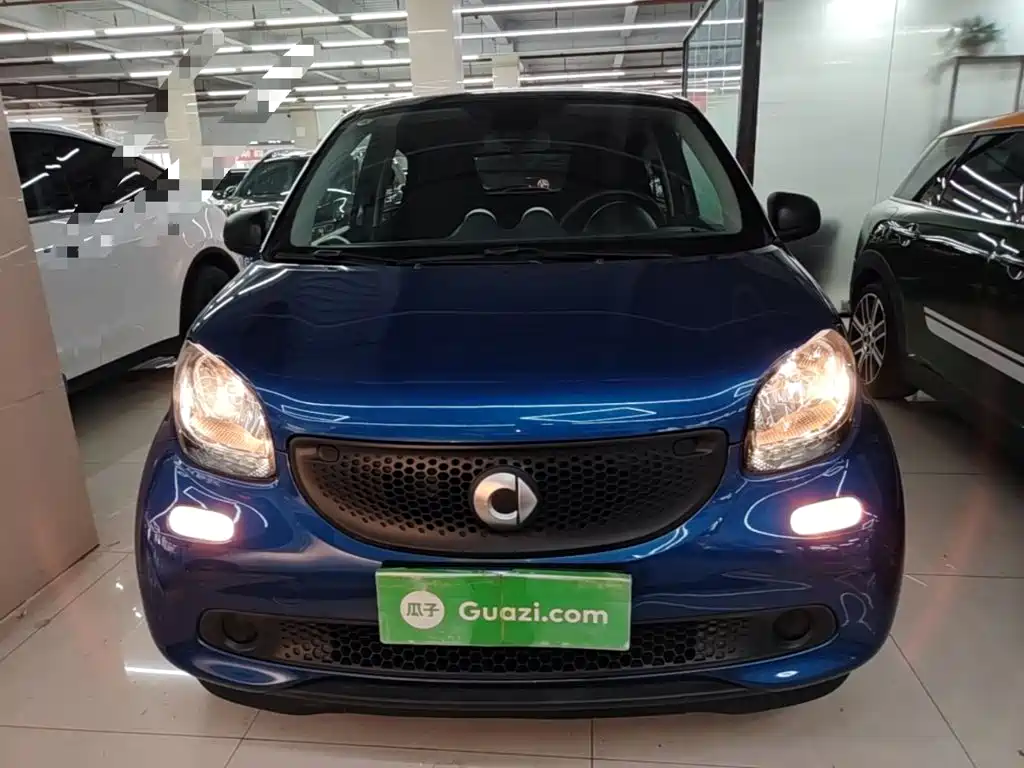 smart forfour 2019 2018 1.0L 52kW Agile Edition