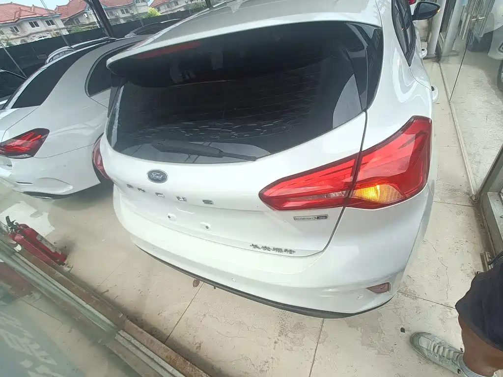 Photo 6 - Ford Focus
