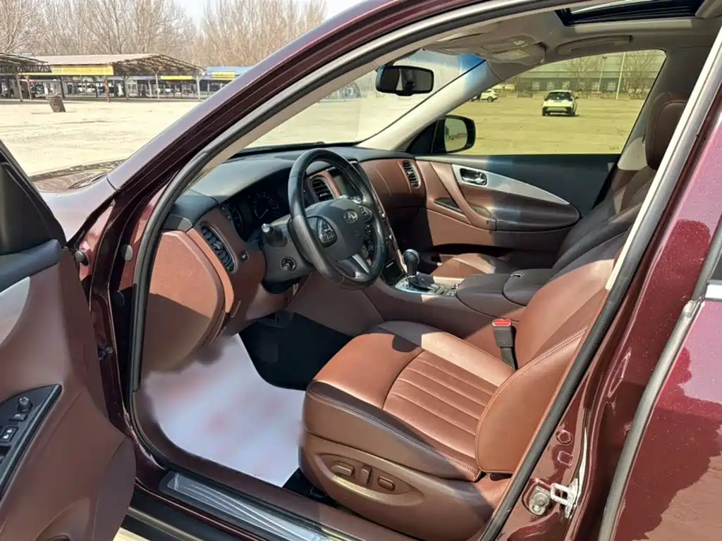 Infiniti QX50 2017 2015 2.5L Enjoyment Edition