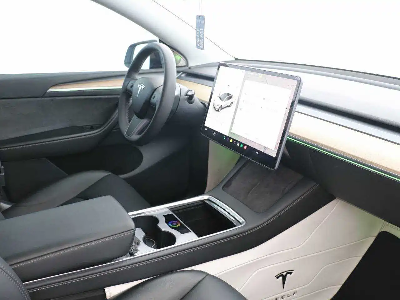 Фото 9 - Tesla Model Y