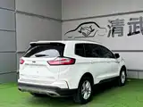 Фото 10 - Ford Edge