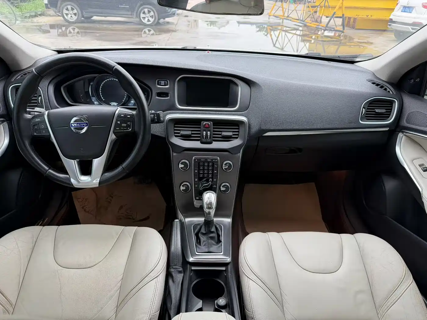 Volvo V40 2013 2013 2.0T Elegance Edition