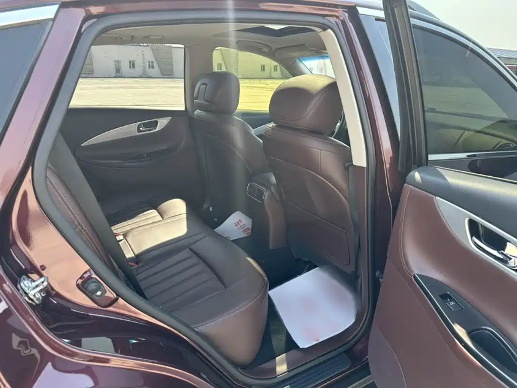 Infiniti QX50 2017 2015 2.5L Enjoyment Edition