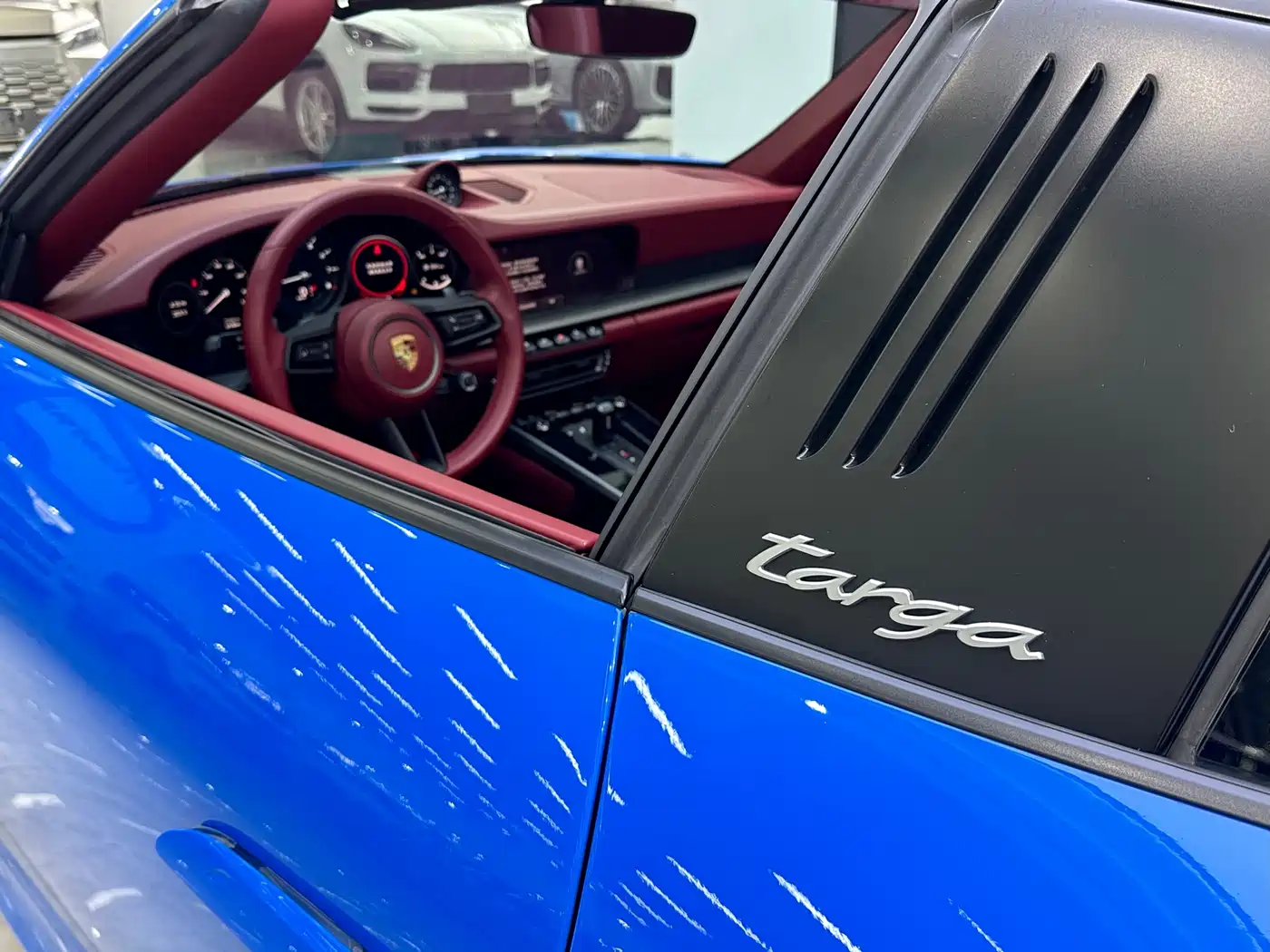 Porsche 911 2023 Targa 4 3.0T фото 10