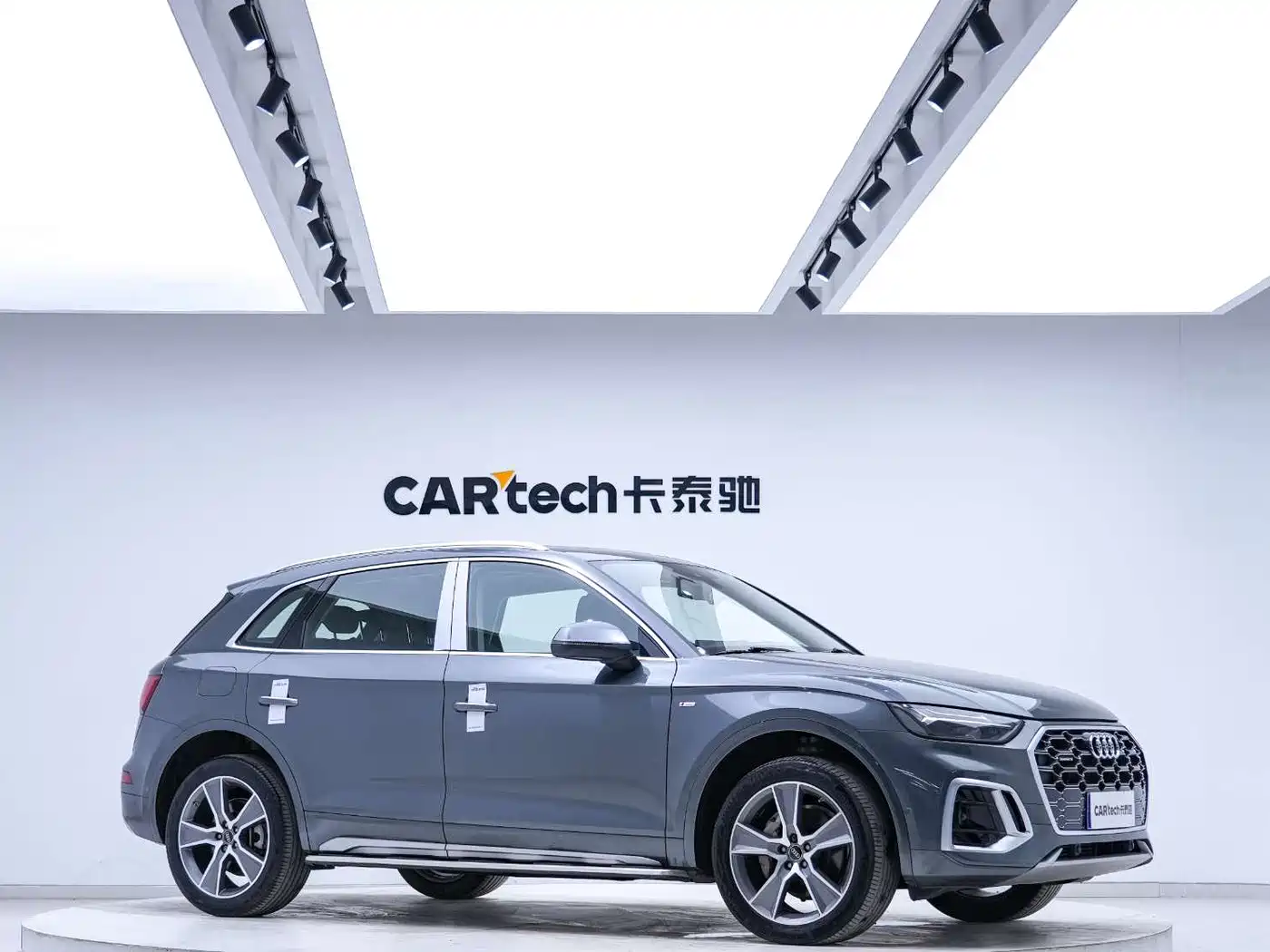Audi Q5L 2022 Facelift 45T Luxury Dynamic фото 5