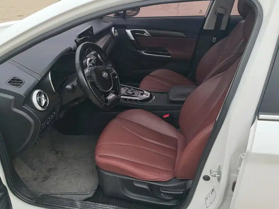 BAIC Beijing EU5 2021 2019 R500 Smart Wind Edition