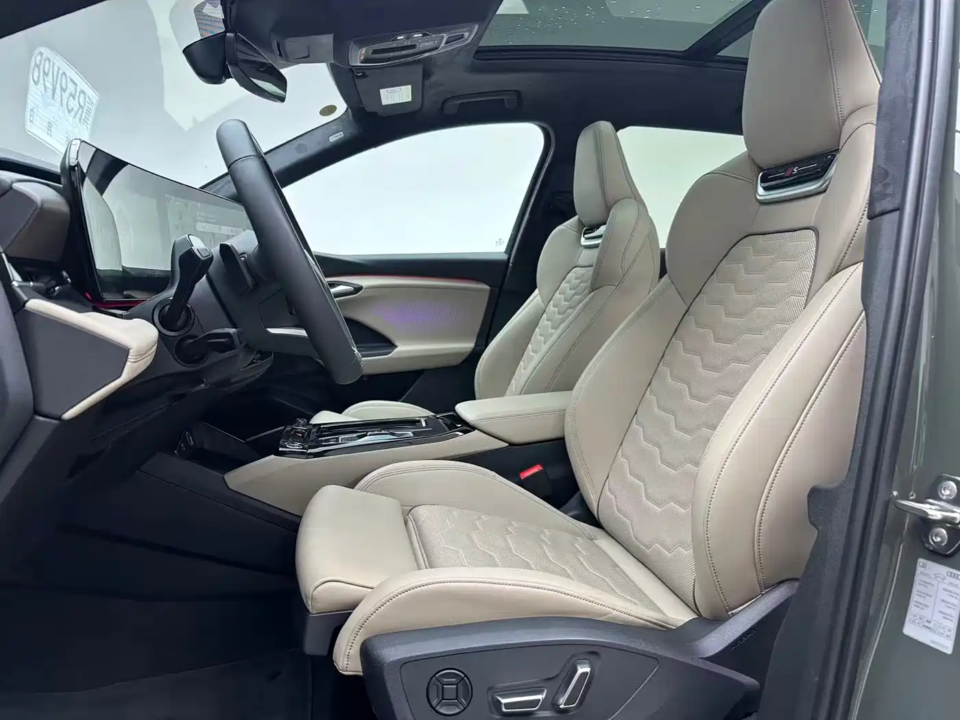 Audi Q6L e-tron 2025 Model Pioneer Edition фото 3