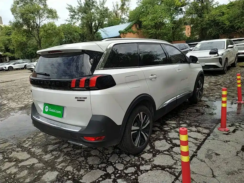 Peugeot 5008 2025 Luxury Edition фото 7
