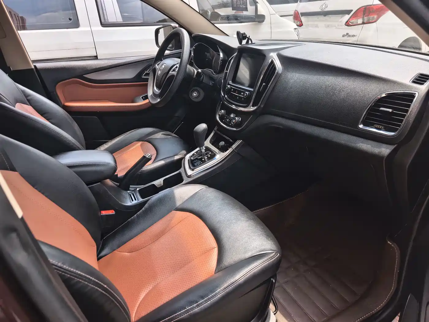 Baojun 560 2017 2016 1.8L iAMT Elite