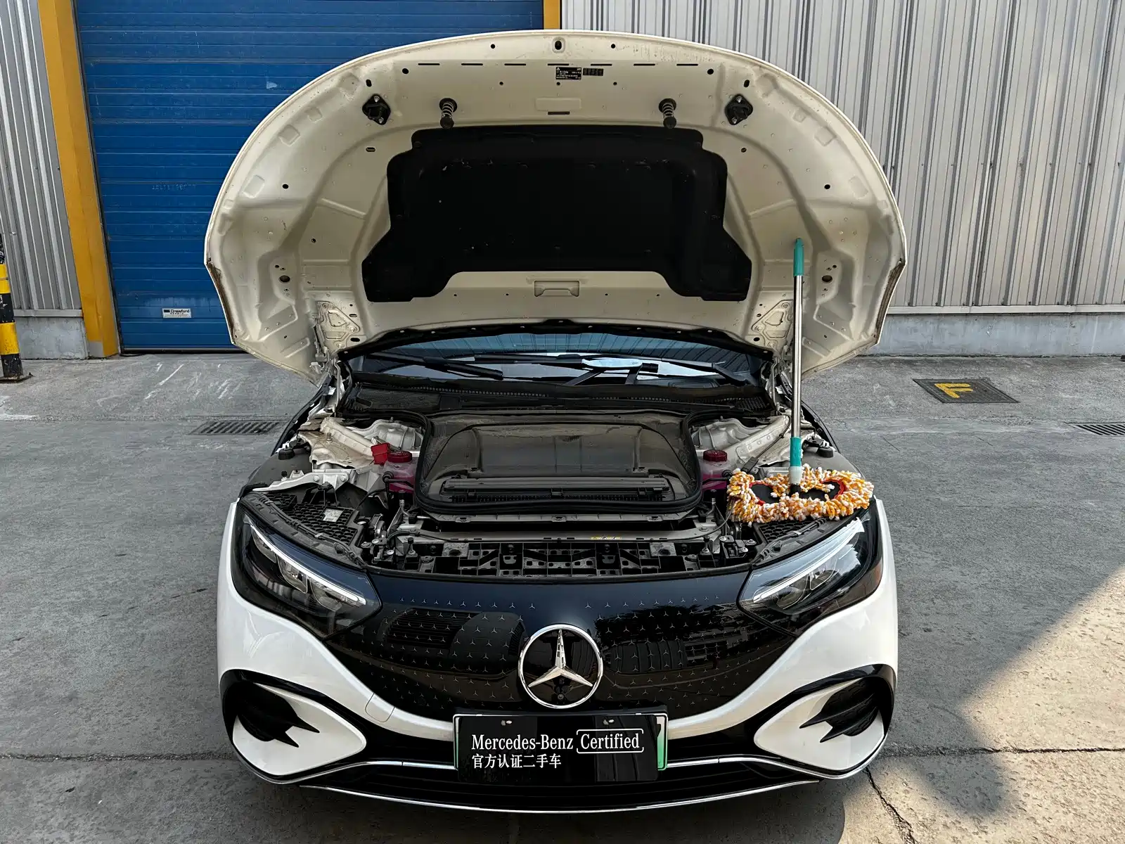 Фото 12 - Mercedes-Benz EQE