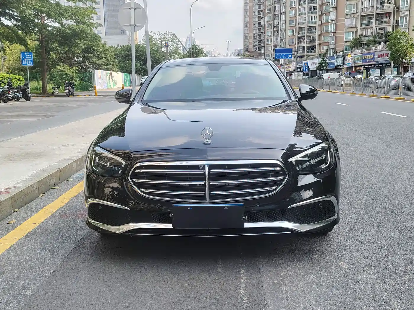 Mercedes-Benz E-Class 2021 E 300 L Fashion фото 2