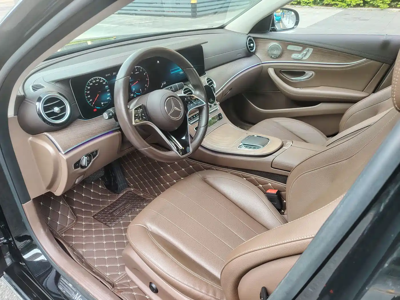 Mercedes-Benz E-Class 2021 E 300 L Fashion фото 9