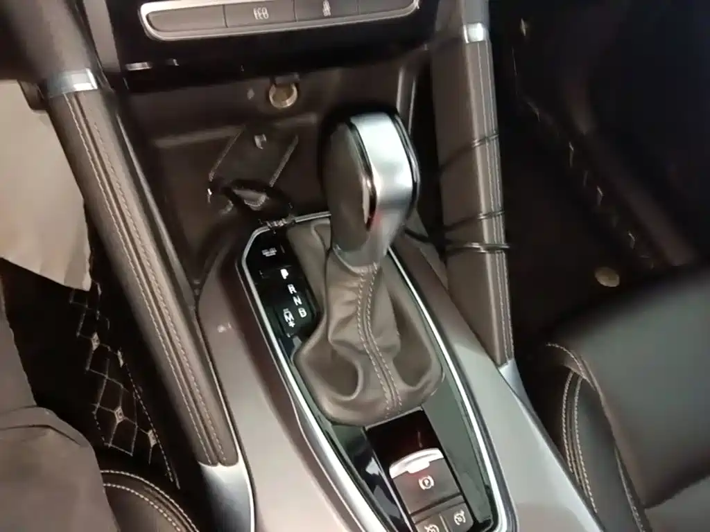 Renault Koleos 2018 2018 2.0L 2WD Luxury Edition
