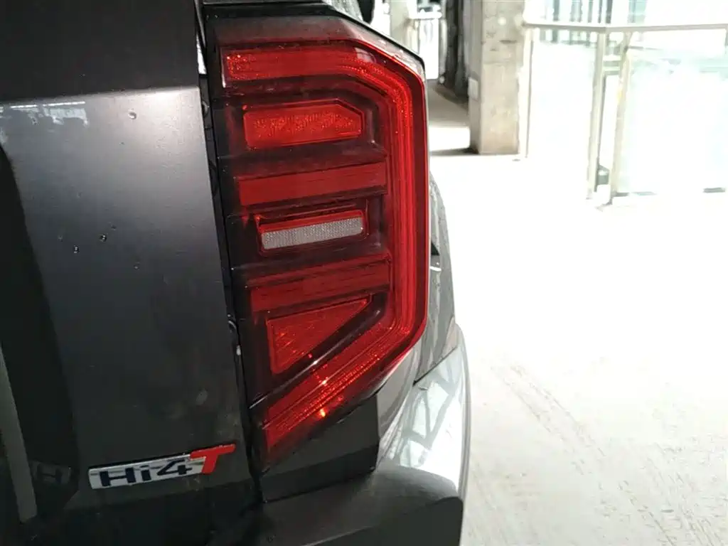 Tank 400 New Energy 2024 Hi4-T Urban Edition фото 8