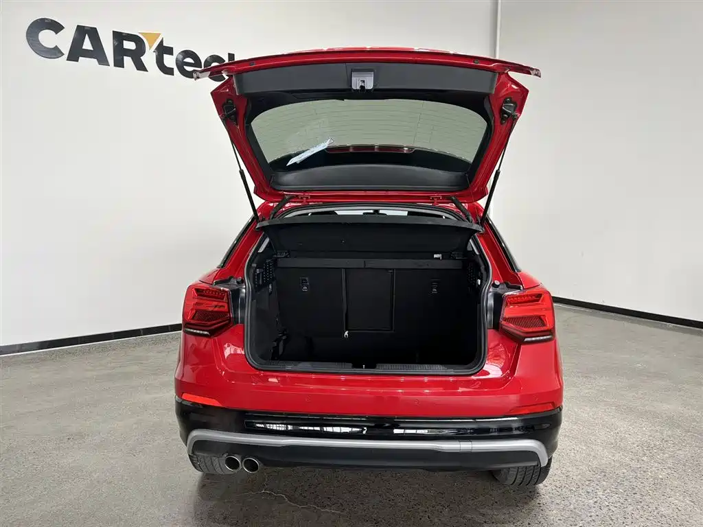 Audi Q2L 2018 35 TFSI Launch Exclusive Edition China VI фото 10