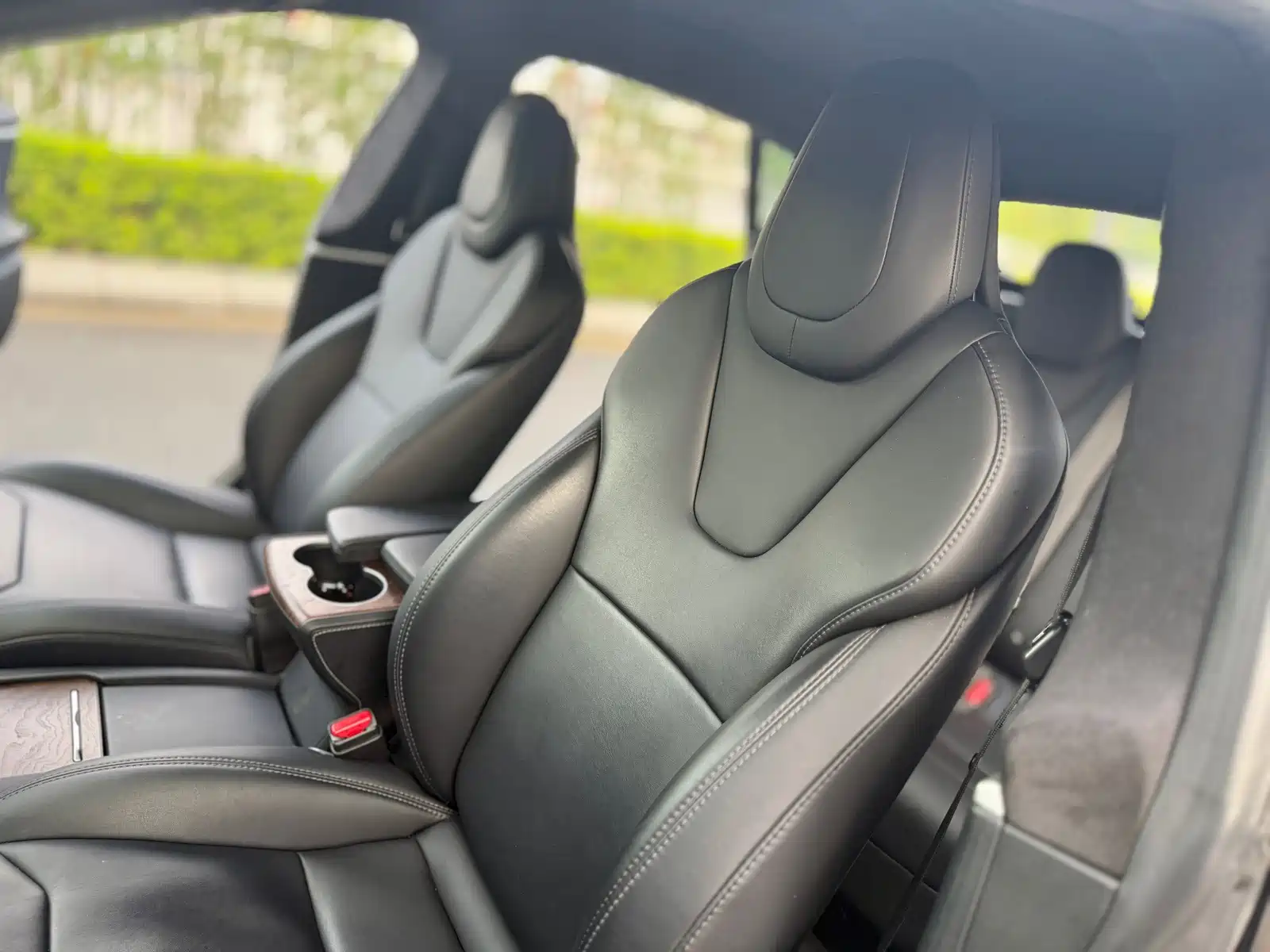 Фото 24 - Tesla Model S
