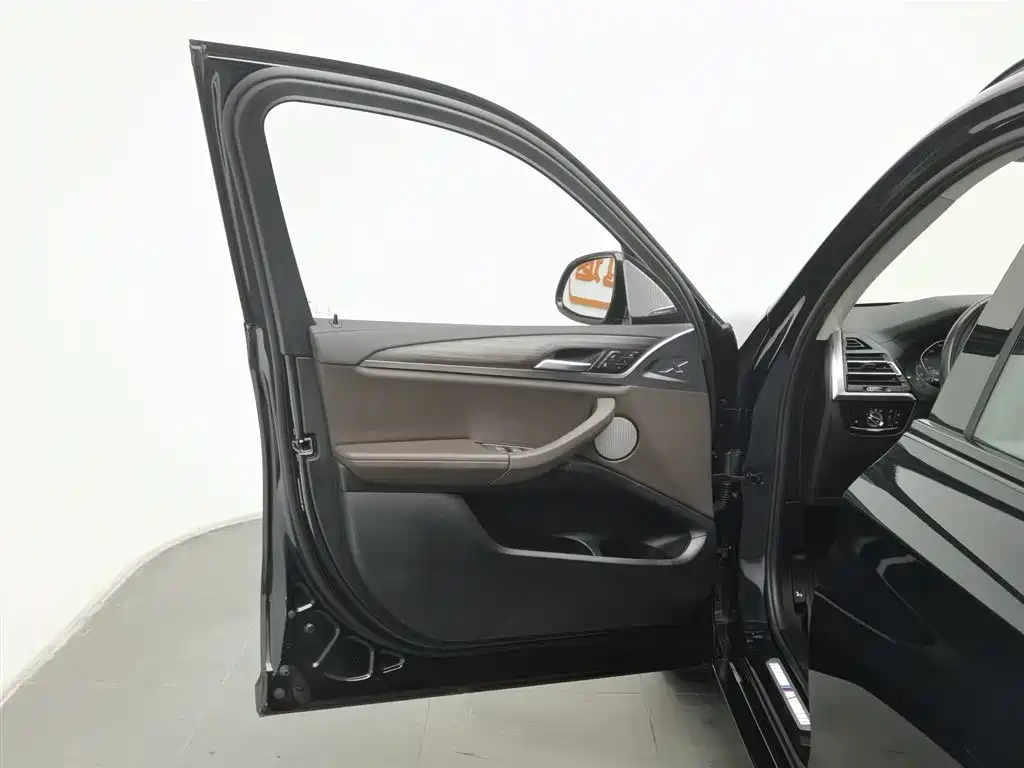 BMW X3 2023 xDrive30i Leading M Night Package фото 8