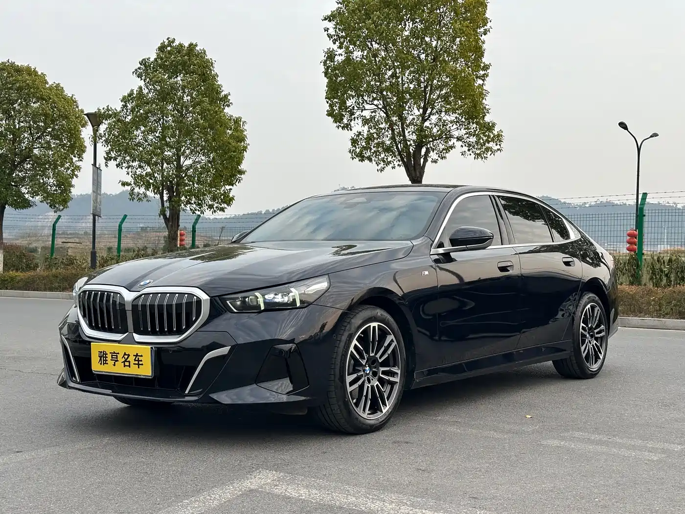 BMW 5 Series 2025 525Li M Sport Package