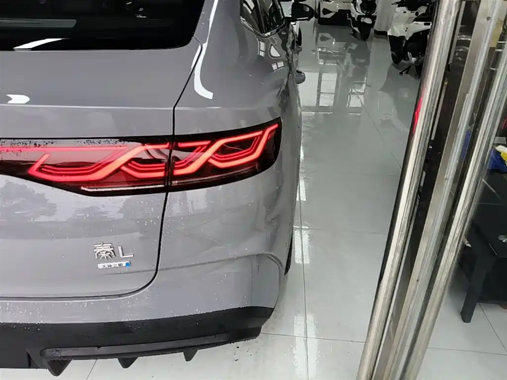 BYD Qin L 2026 Model DM-i Smart Drive Edition 128KM Pioneer фото 8