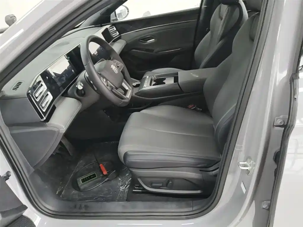 BYD Qin L 2026 Model DM-i Smart Drive Edition 128KM Pioneer фото 15