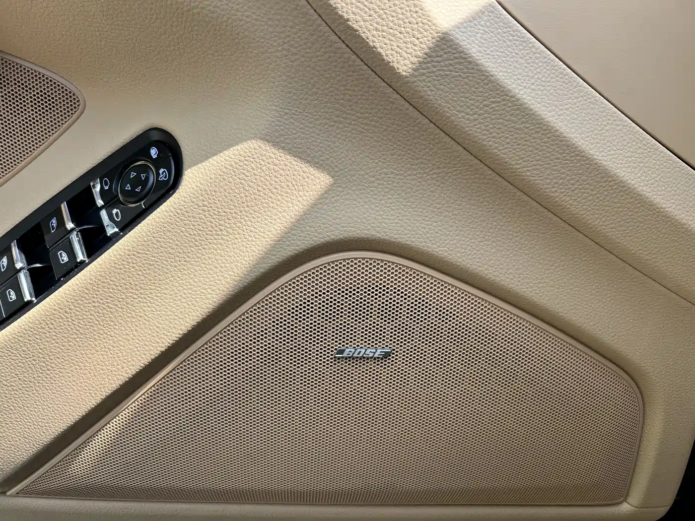 Porsche Panamera 2016 Panamera Executive Edition 3.0T фото 6