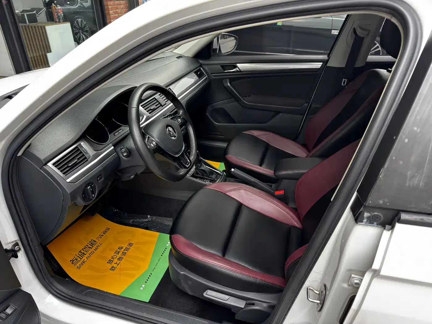 Volkswagen Bora 2019 Bora Legend 1.5L Auto Leading Type China VI фото 7