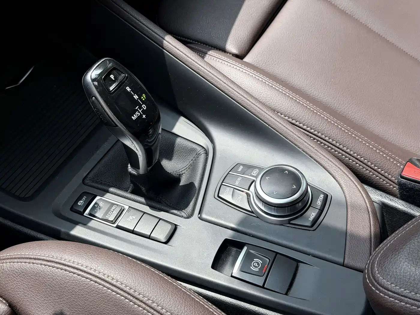 BMW X1 2022 sDrive25Li Leading фото 11