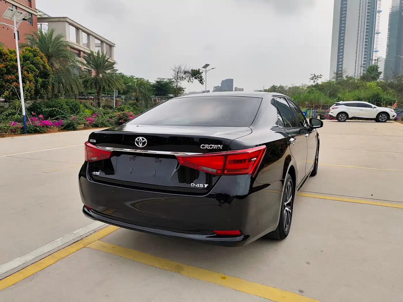 Toyota Crown 2017 2.0T Sport Edition фото 5