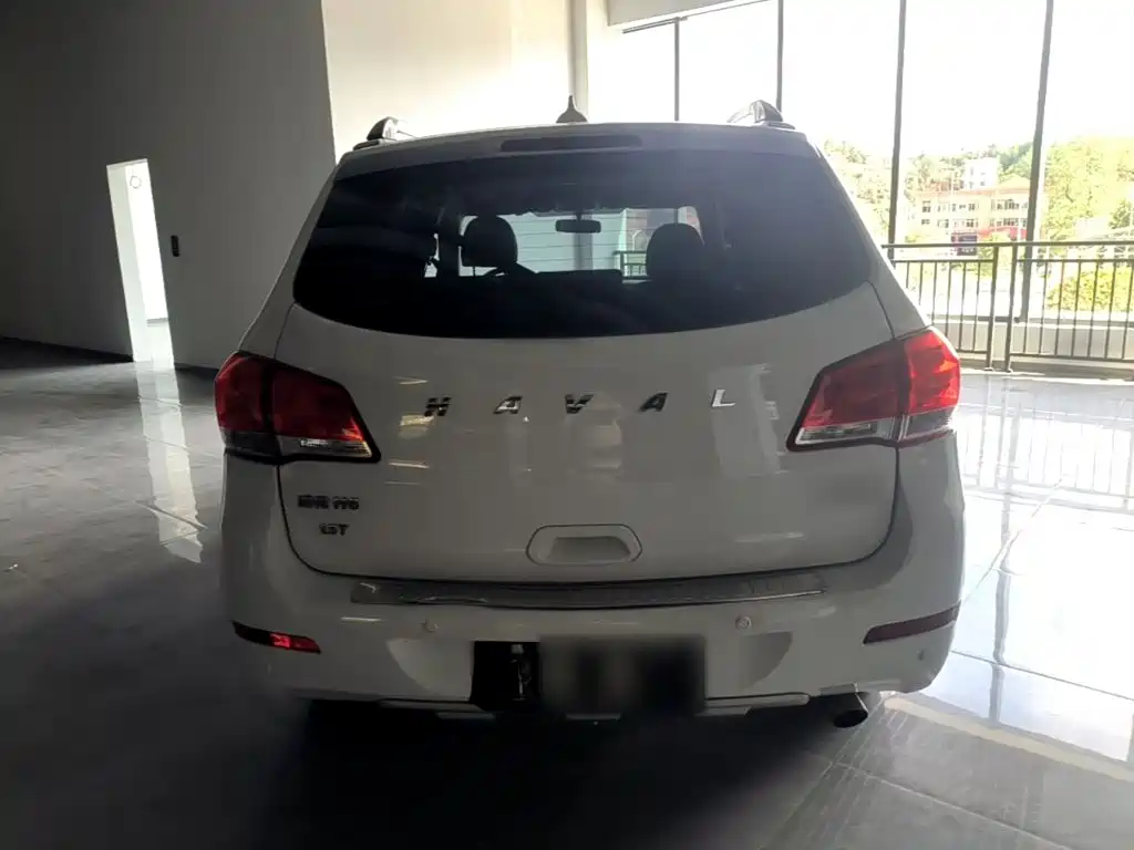Photo 6 - Haval H6