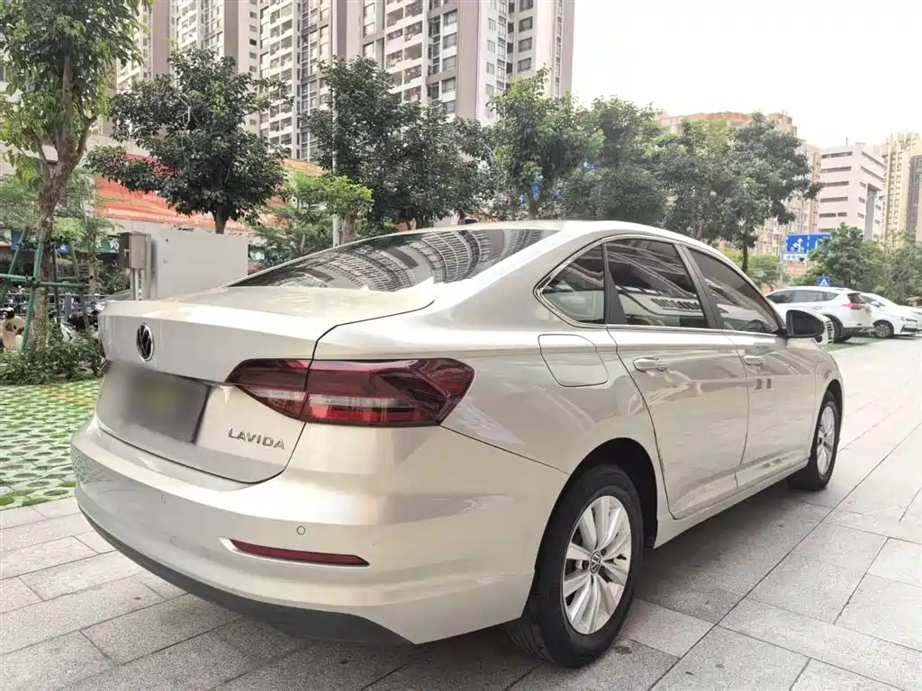 VOLKSWAGEN LAVIDA