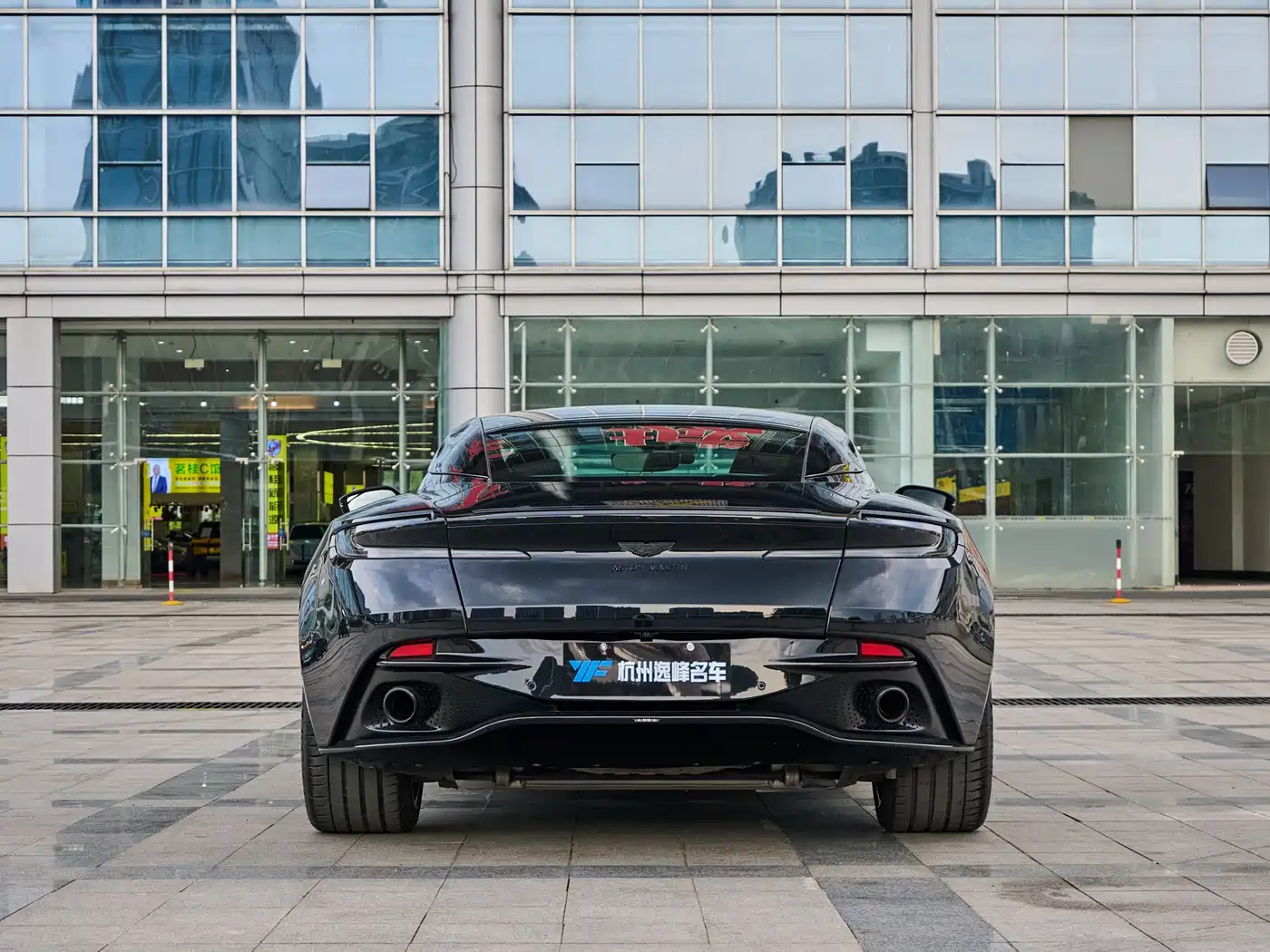 Aston Martin DB11 2021 2019 Model 4.0T V8 Coupe