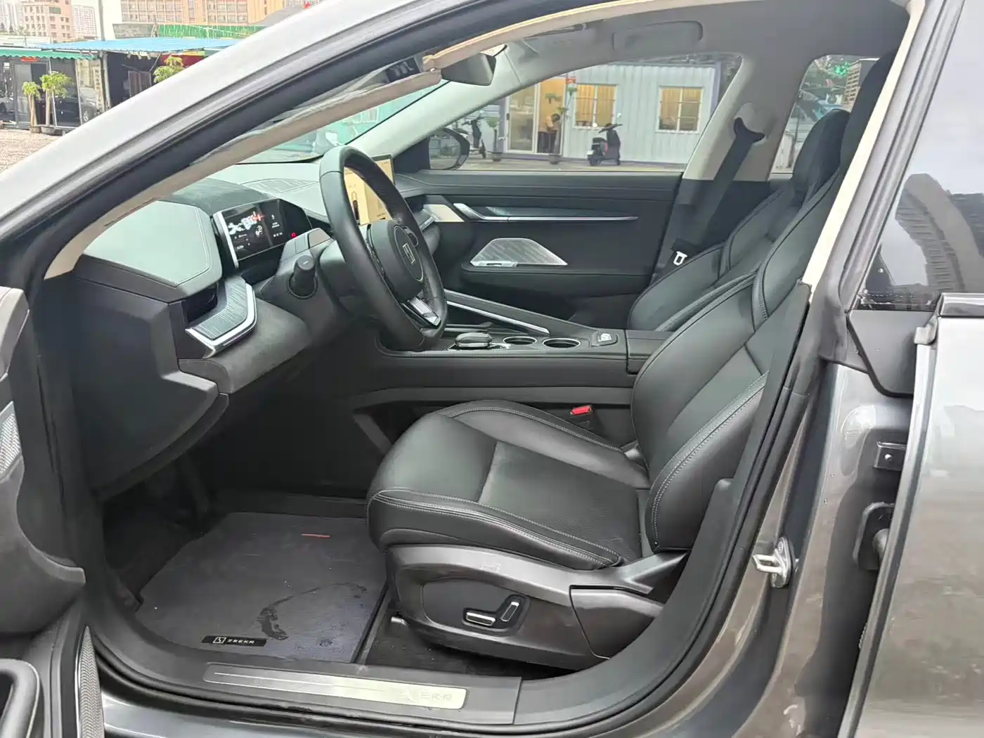 ZEEKR EXTREME KRYPTON 001