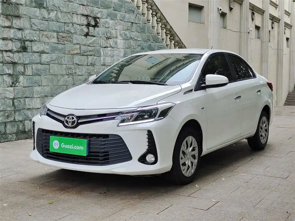 Toyota Vios 2022 1.5L 20th Anniversary Edition фото 2