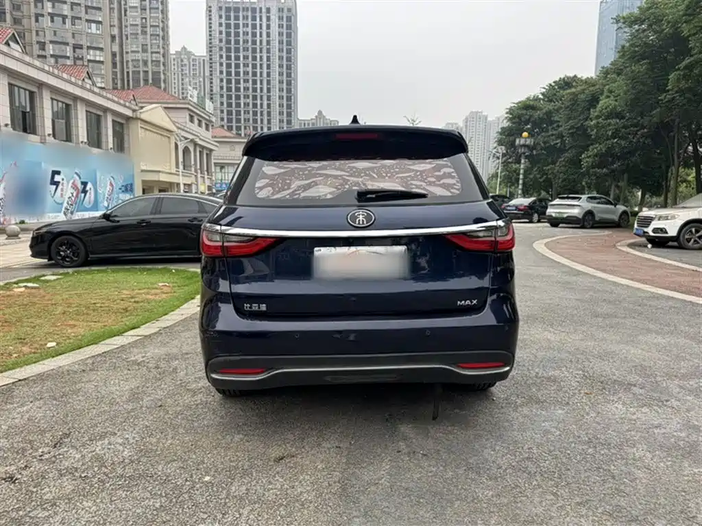 BYD Song MAX 2019 1.5T Manual Smart Connection Rui Yi 7-seater China V фото 10
